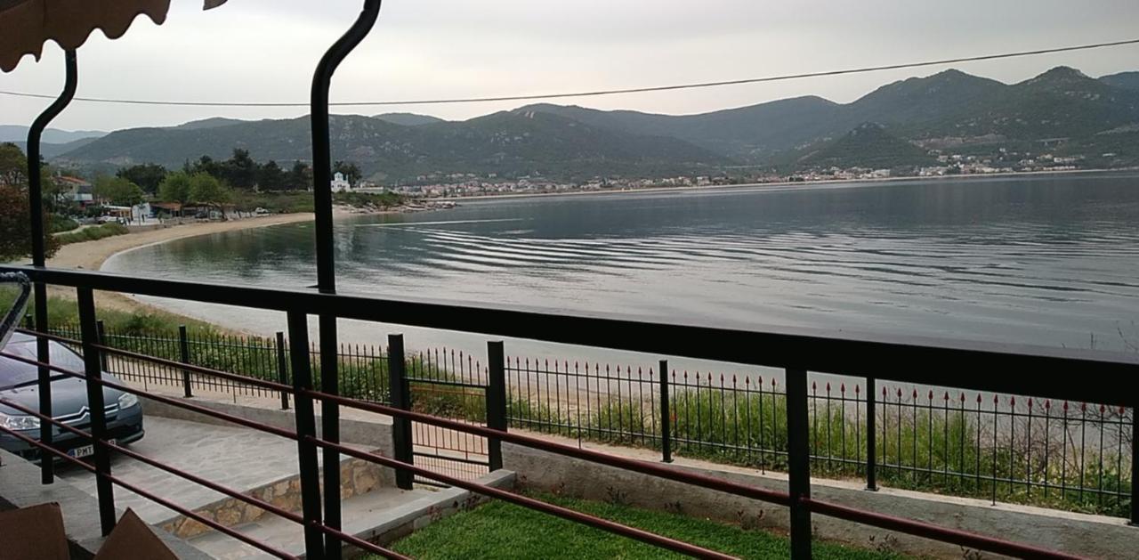 Villa Alexandra Nea Iraklitsa Extérieur photo